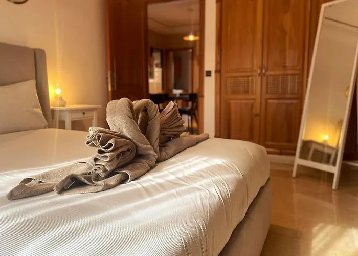 Sunny Terrace & Comfy Beds In Marrakech