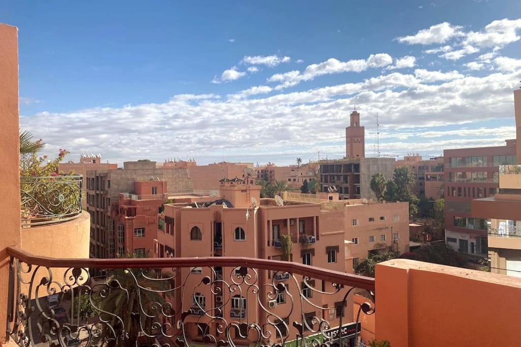 Sunny Terrace & Comfy Beds In Marrakech *
